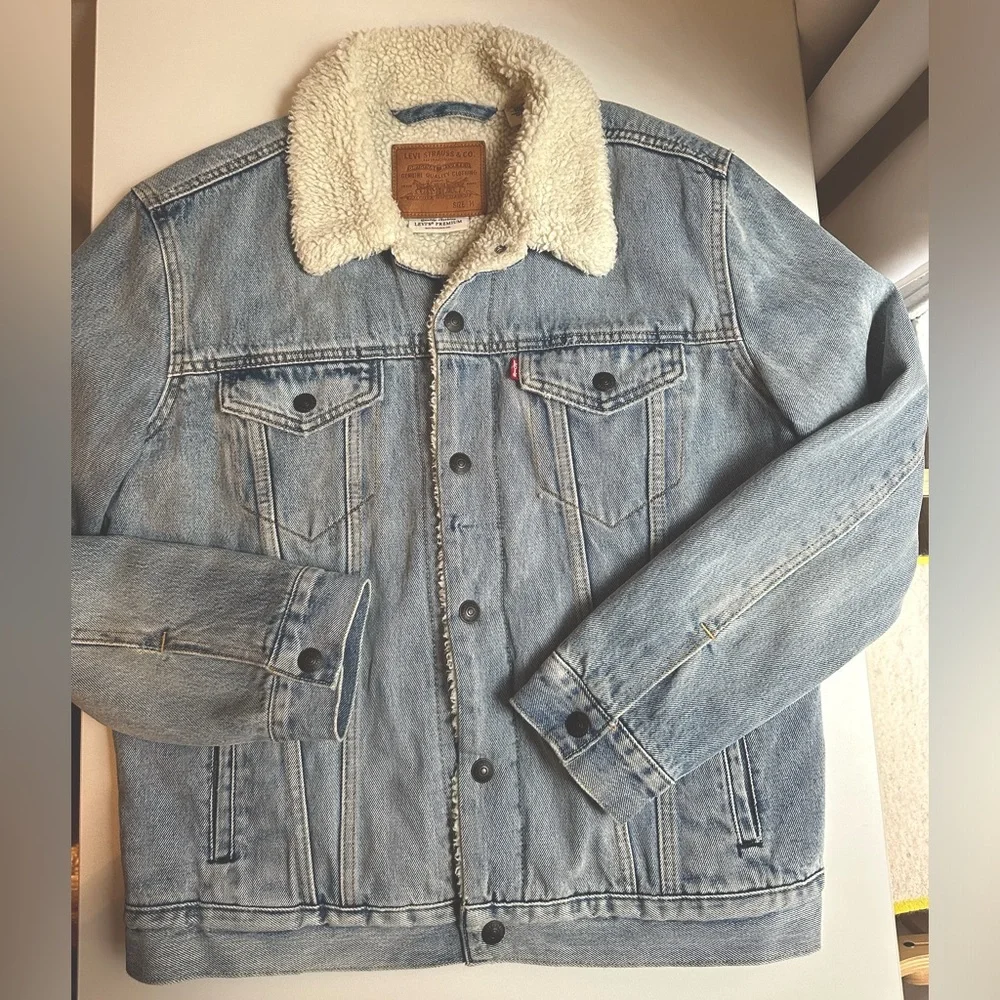 Mens Medium Levi Strauss Sherpa Lined Denim Jacket - Picture 2 of 6